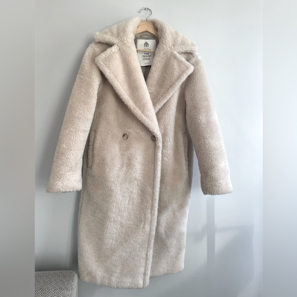 Aritzia Teddy coat size 1 Babaton